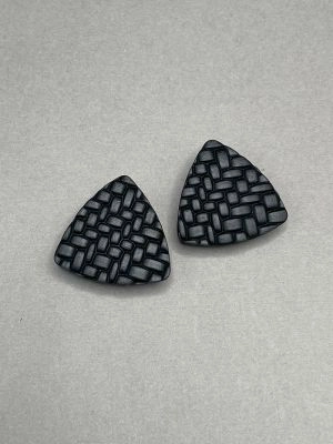 Серьги из кожи ТРЕУГОЛЬНИК пусеты чёрный плетёнка арт 41502 Серьги из кожи ТРЕУГОЛЬНИК пусеты чёрный плетёнка арт 41502