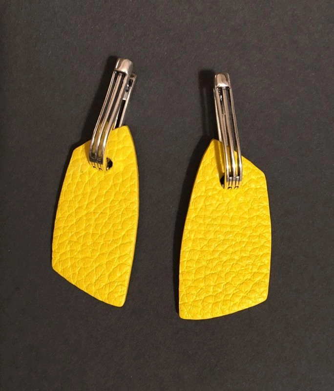 Серьги из кожи ПИКИ жёлтый арт 1404 Серьги из кожи ПИКИ жёлтый арт 1404