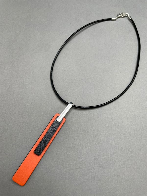 Чокер из кожи СТИК 2 оранжевый арт 35308 Чокер из кожи СТИК 2 оранжевый арт 35308