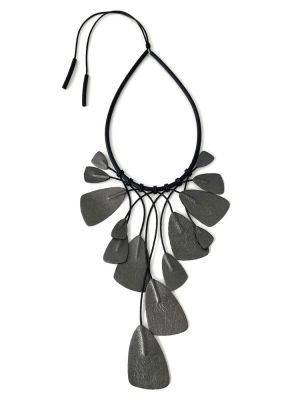 Ожерелье из кожи ЛИАНА тёмное серебро чёрный арт 25721
