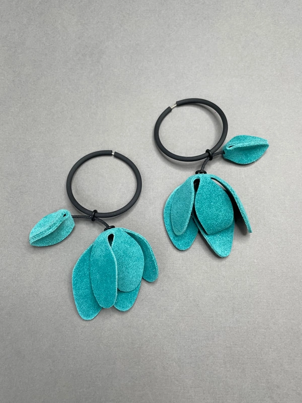 Серьги МАГНОЛИЯ бирюза чёрный арт 36402 Серьги МАГНОЛИЯ бирюза чёрный арт 36402