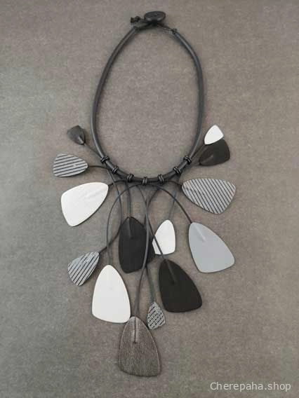 Ожерелье кожаное ЛИАНА белый_серебро_серый арт 25707