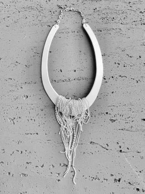 Колье из кожи БРИЗ белый белое серебро арт 56404