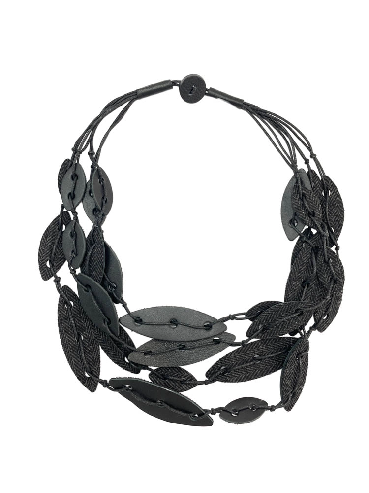 Колье из кожи РЫБКИ твид арт 2371