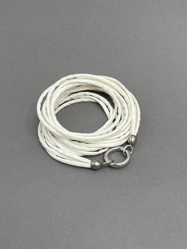 Браслет ВЕРЁВКИ НА КОЛЬЦЕ белый арт 44401 Браслет ВЕРЁВКИ НА КОЛЬЦЕ белый арт 44401