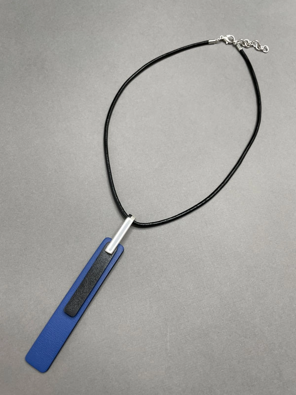 Чокер из кожи СТИК 2 синий арт 35303 Чокер из кожи СТИК 2 синий арт 35303