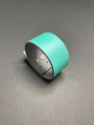 Браслет из кожи бирюзовый арт 21917