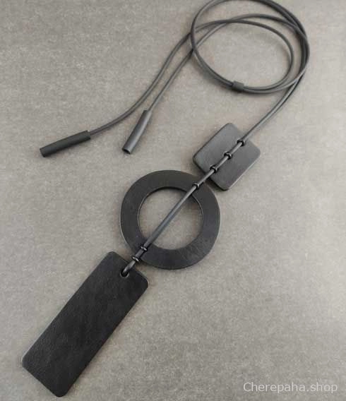 Кулон кожаный чёрный арт 2286 Кулон кожаный чёрный арт 2286