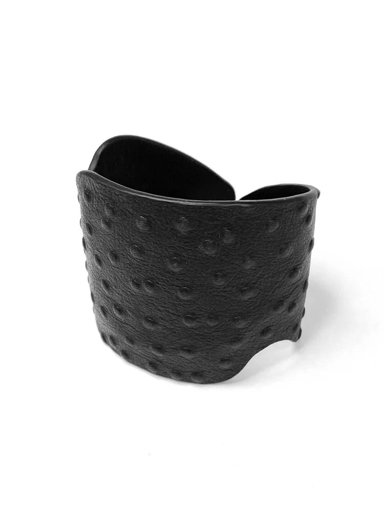 Браслет из кожи чёрный страус арт 29505 Браслет из кожи чёрный страус арт 29505