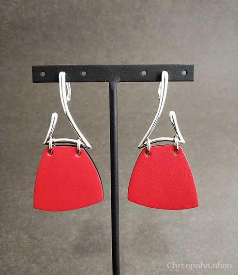 Серьги из кожи ЗИГЗАГ красный_чёрный арт 1605 Серьги из кожи ЗИГЗАГ красный_чёрный арт 1605