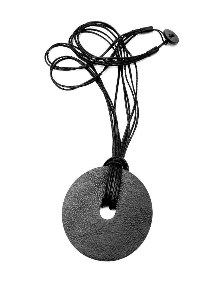 Колье из кожи ДИСК чёрный арт 1942 Колье из кожи ДИСК чёрный арт 1942