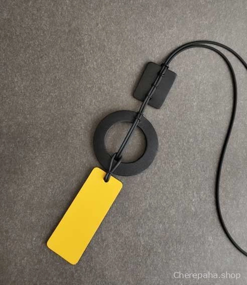 Кулон из кожи жёлтый арт 2281 Кулон из кожи жёлтый арт 2281