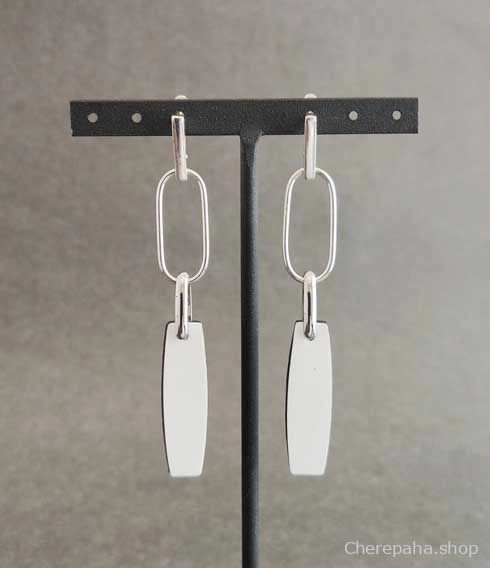 Серьги из кожи белый арт 2242 Серьги из кожи белый арт 2242