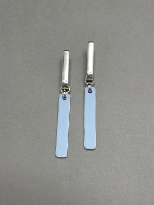 Серьги из кожи СТИК 2 голубой белый арт 36709 в магазине дизайнерских украшений Cherepaha.shop