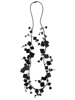 Бусы из кожи ГИПСОФИЛА чёрный страус арт 48304
