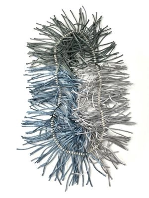 Колье АКТИНИЯ серый голубой хаки арт 40209 в магазине дизайнерских украшений Cherepaha.shop