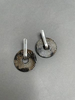 Серьги из кожи ДИСК бежевая змея чёрный арт 20913