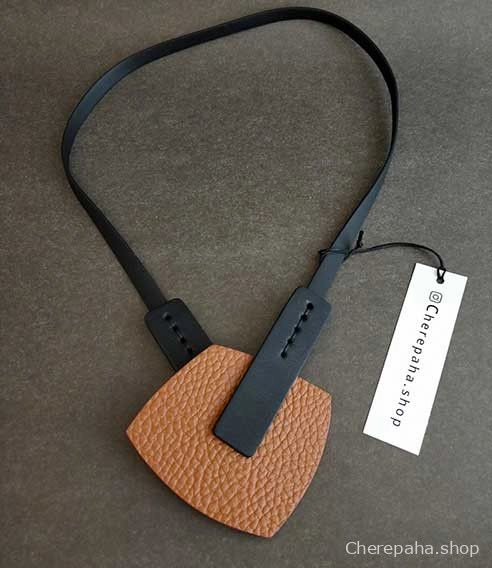 Колье из кожи КНОПКА терракотовый арт 1470