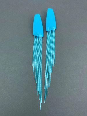 Серьги из кожи небесно-голубой арт 42906 Серьги из кожи небесно-голубой арт 42906