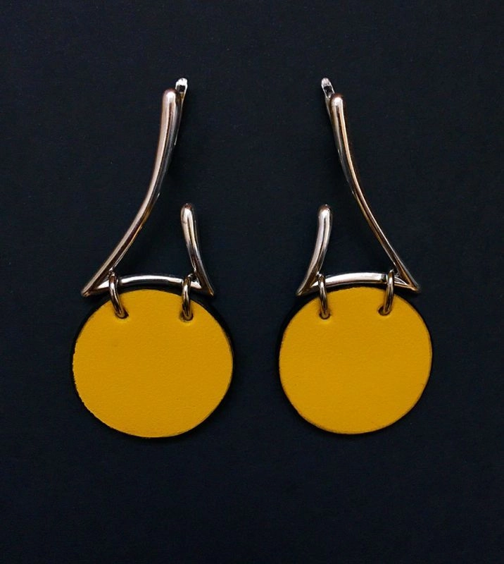 Серьги из кожи ЗИГЗАГ 3 жёлтый арт 1003 Серьги из кожи ЗИГЗАГ 3 жёлтый арт 1003