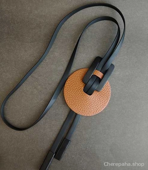 Кулон из кожи КРУГ терракотовый арт 1486 Кулон из кожи КРУГ терракотовый арт 1486