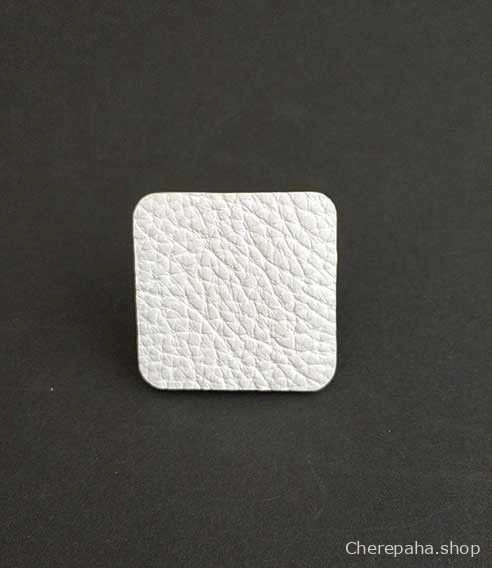 Кольцо кожаное КВАДРАТ 4 белый арт 1652 Кольцо кожаное КВАДРАТ 4 белый арт 1652