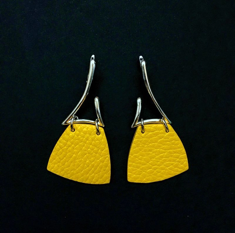 Серьги из кожи ЗИГЗАГ жёлтый арт 1603 Серьги из кожи ЗИГЗАГ жёлтый арт 1603