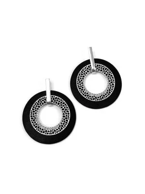 Серьги из кожи чёрный арт 61801 в магазине дизайнерских украшений Cherepaha.shop