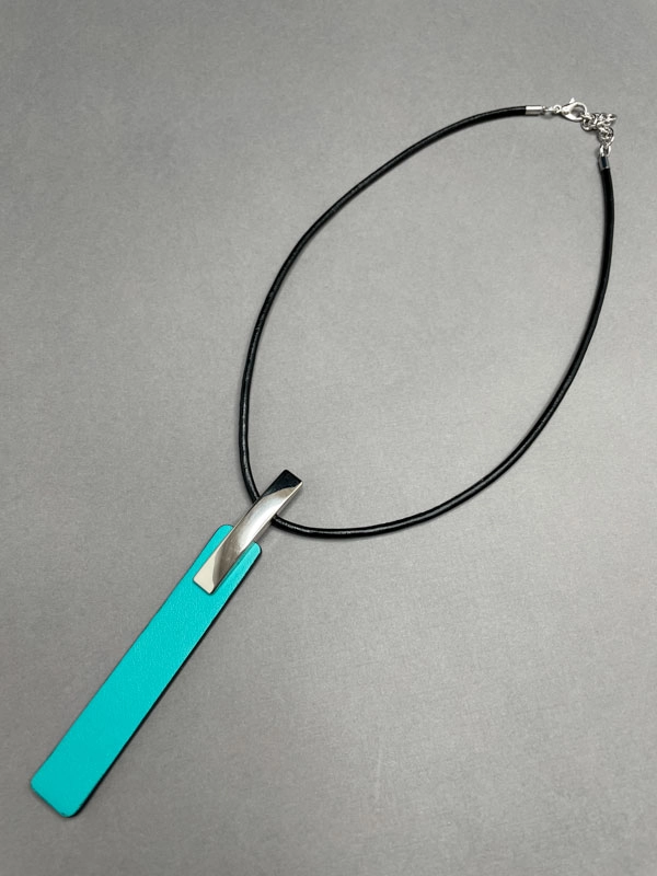 Чокер из кожи СТИК бирюзовый арт 0597 Чокер из кожи СТИК бирюзовый арт 0597