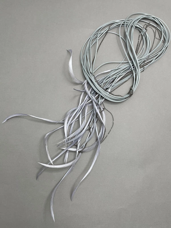 Сотуар с перьями серый арт 41402 Сотуар с перьями серый арт 41402