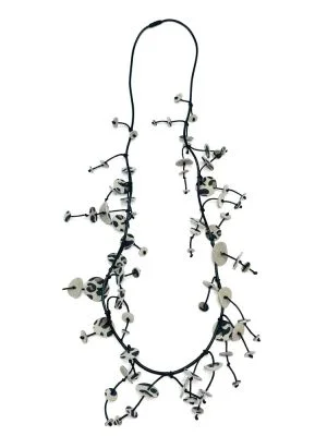 Бусы из замши ГИПСОФИЛА серый чёрный арт 39913