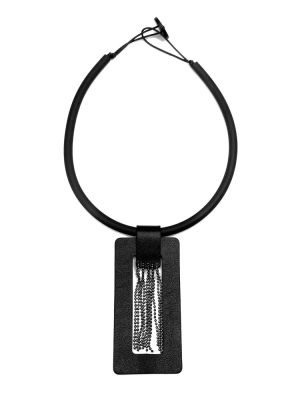 Колье из кожи чёрный арт 49801 в магазине дизайнерских украшений Cherepaha.shop