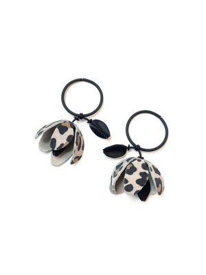 Серьги МАГНОЛИЯ серый чёрный арт 36407 в магазине дизайнерских украшений Cherepaha.shop