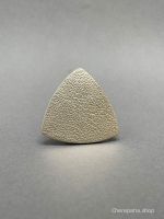 Кольцо из кожи ТРЕУГОЛЬНИК шампань арт 38904 в магазине дизайнерских украшений Cherepaha.shop