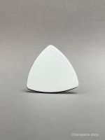 Кольцо из кожи ТРЕУГОЛЬНИК белый арт 38902 в магазине дизайнерских украшений Cherepaha.shop