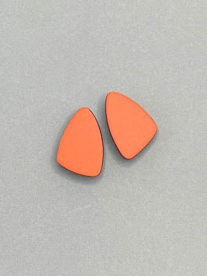 Серьги из кожи ЛЕПЕСТОК S оранжевый арт 21414 в магазине дизайнерских украшений Cherepaha.shop