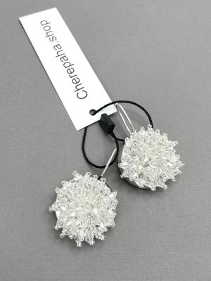 Серьги белый снежный арт 42104 в магазине дизайнерских украшений Cherepaha.shop