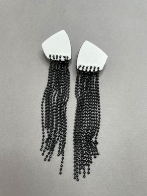 Серьги из кожи КАВИАР белый чёрный арт 30803 в магазине дизайнерских украшений Cherepaha.shop